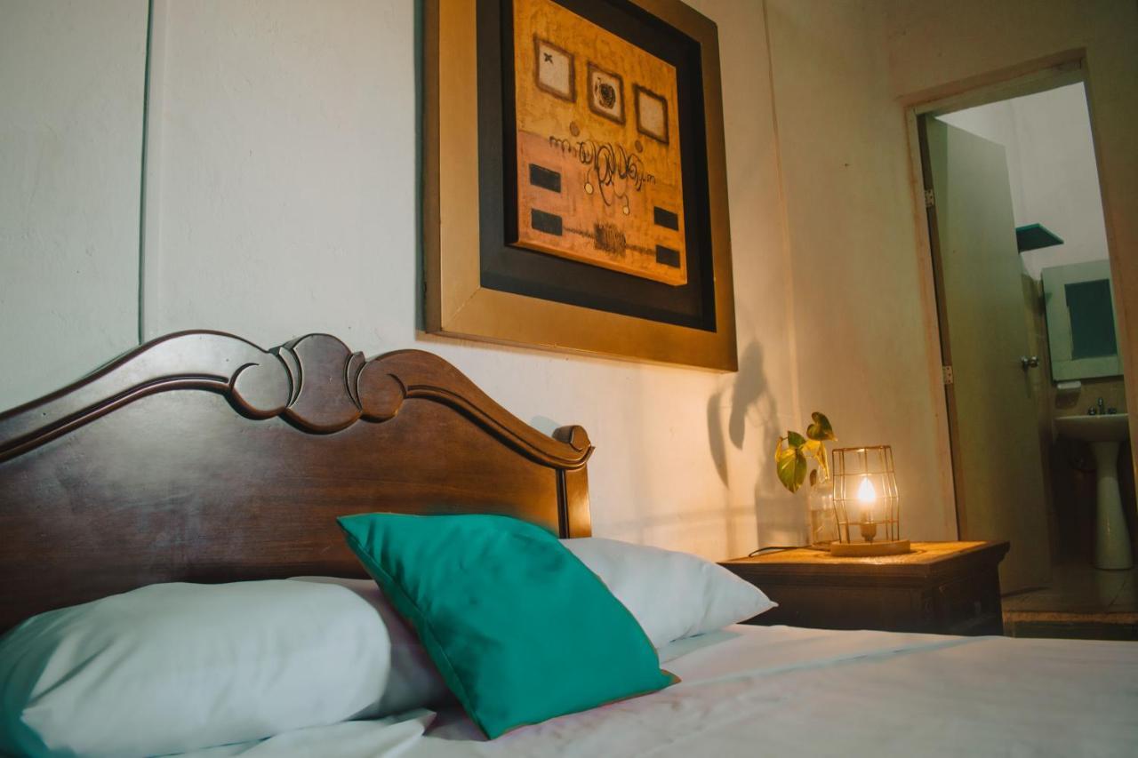 La Casa Del Keej Hostel Мерида Экстерьер фото